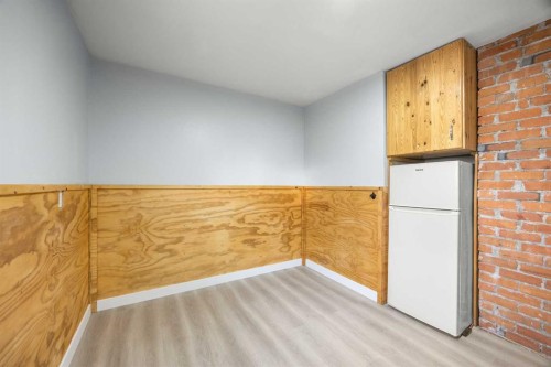 528 21 Avenue Sw, Calgary, AB - Indoor