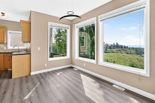 63 Royal Birch Point Nw, Calgary, AB - Indoor