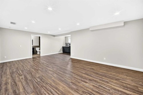 63 Royal Birch Point Nw, Calgary, AB - Indoor Photo Showing Other Room