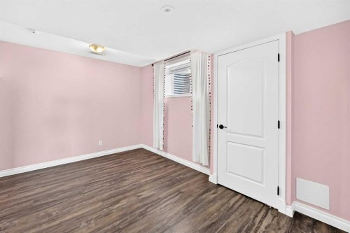 63 Royal Birch Point Nw, Calgary, AB - Indoor Photo Showing Other Room