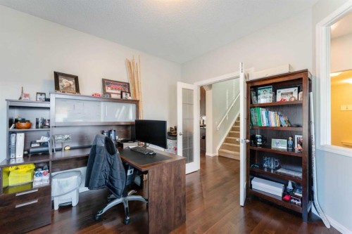 47 Panatella Bay Nw, Calgary, AB - Indoor Photo Showing Office