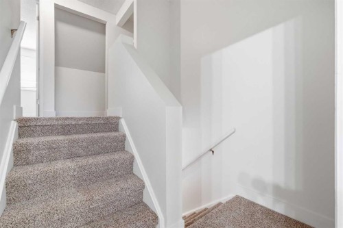 7003 Ranchero Road Nw, Calgary, AB - Indoor Photo Showing Other Room