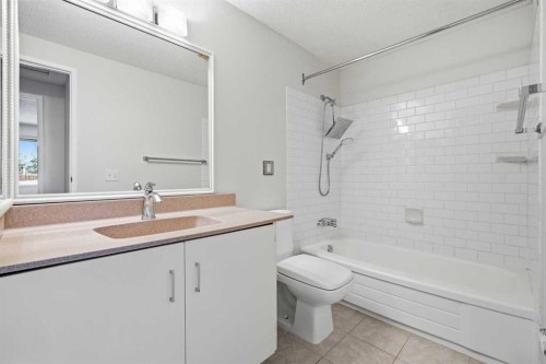 7003 Ranchero Road Nw, Calgary, AB - Indoor Photo Showing Bathroom
