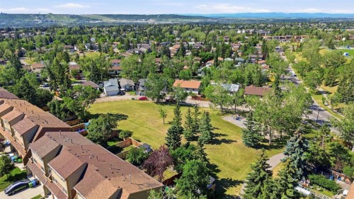 7003 Ranchero Road Nw, Calgary, AB - Outdoor With View
