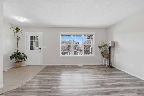 93 Sunvalley Road, Cochrane, AB - Indoor Photo Showing Other Room