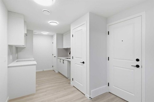 572 Belmont Heath Sw, Calgary, AB - Indoor