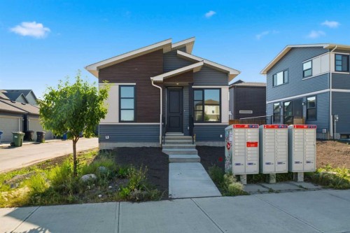 572 Belmont Heath Sw, Calgary, AB - Outdoor