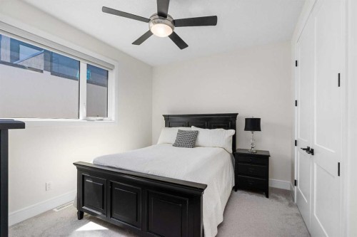 3-3355 Spruce Drive Sw, Calgary, AB - Indoor Photo Showing Bedroom