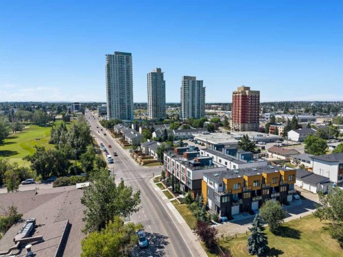 3-3355 Spruce Drive Sw, Calgary, AB - Outdoor With View