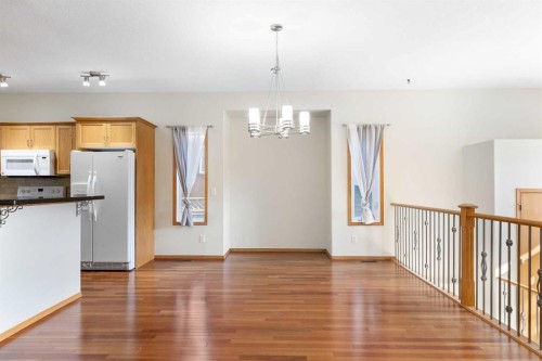 1207 Westmount Drive, Strathmore, AB - Indoor Photo Showing Kitchen