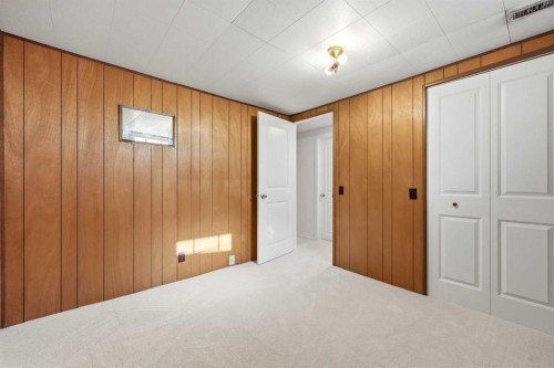 3803 14 Avenue Ne, Calgary, AB - Indoor Photo Showing Other Room