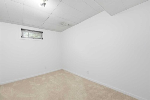 3803 14 Avenue Ne, Calgary, AB - Indoor Photo Showing Other Room