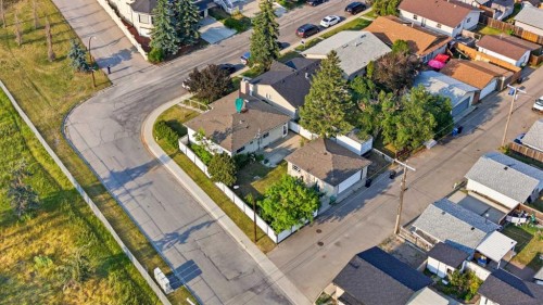 3803 14 Avenue Ne, Calgary, AB - 
