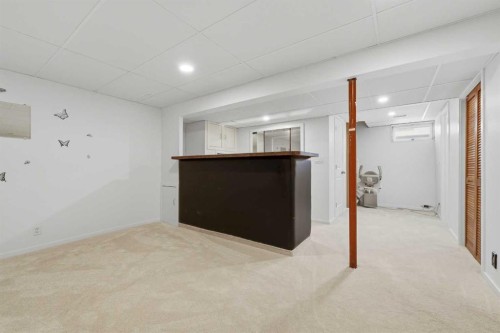 3803 14 Avenue Ne, Calgary, AB - Indoor Photo Showing Other Room
