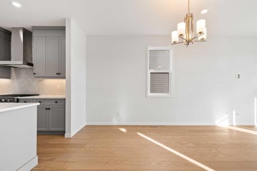 83 Wolf Hollow Rise Se, Calgary, AB - Indoor Photo Showing Kitchen