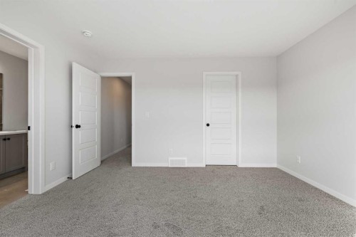 83 Wolf Hollow Rise Se, Calgary, AB - Indoor Photo Showing Other Room