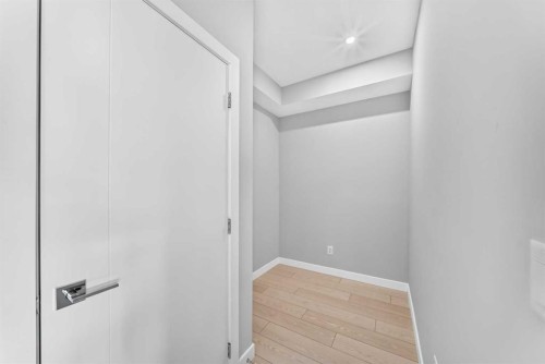 2110-6 Merganser Drive West, Chestermere, AB - Indoor Photo Showing Other Room