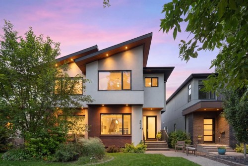 2014 48 Avenue Sw, Calgary, AB - Outdoor