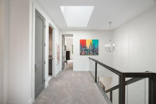 2014 48 Avenue Sw, Calgary, AB - Indoor Photo Showing Other Room