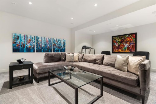 2014 48 Avenue Sw, Calgary, AB - Indoor Photo Showing Living Room