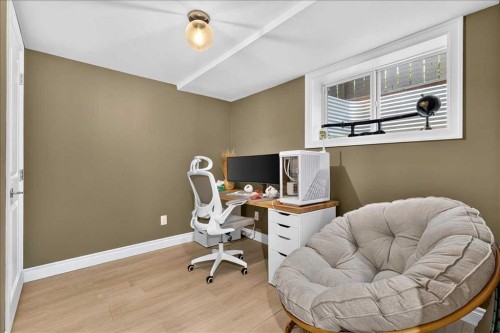 75 Shawglen Way Sw, Calgary, AB - Indoor Photo Showing Office