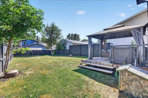 75 Shawglen Way Sw, Calgary, AB - Outdoor