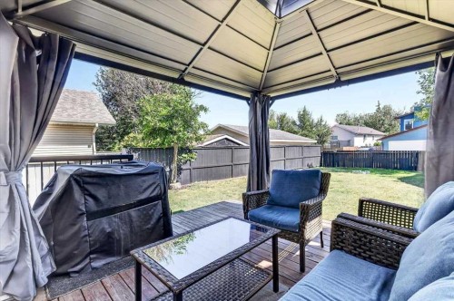 75 Shawglen Way Sw, Calgary, AB - Outdoor With Deck Patio Veranda With Exterior