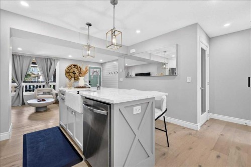 75 Shawglen Way Sw, Calgary, AB - Indoor Photo Showing Kitchen