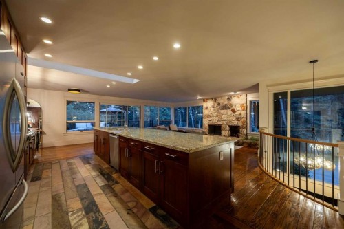 15 Elbow River Point, Rural Rocky View County, AB - Indoor