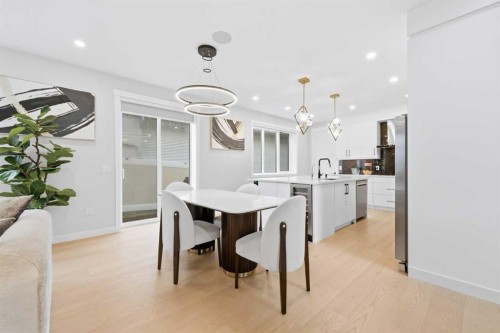 105 Rockhaven Green Nw, Calgary, AB - Indoor Photo Showing Dining Room