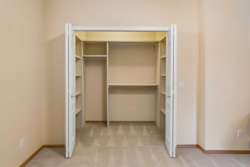 42 Scimitar Circle Nw, Calgary, AB - Indoor