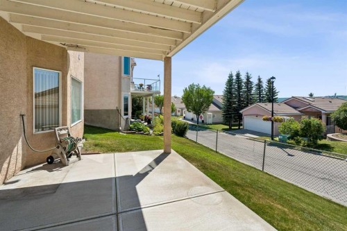 42 Scimitar Circle Nw, Calgary, AB - Outdoor With Exterior