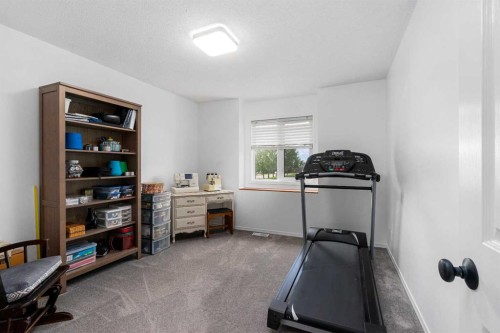 1114 Whitfield Avenue, Crossfield, AB - Indoor