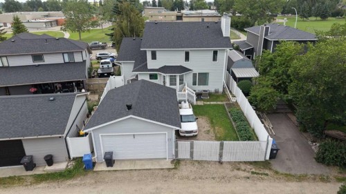 1114 Whitfield Avenue, Crossfield, AB - Outdoor