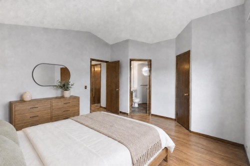 32 Del Rio Place Ne, Calgary, AB - Indoor Photo Showing Bedroom