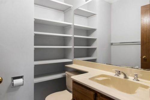 32 Del Rio Place Ne, Calgary, AB - Indoor