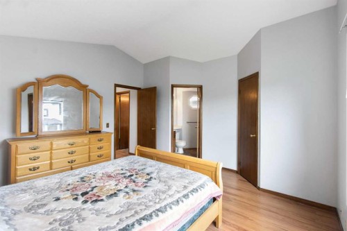 32 Del Rio Place Ne, Calgary, AB - Indoor Photo Showing Bedroom