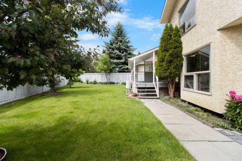 32 Del Rio Place Ne, Calgary, AB - Outdoor