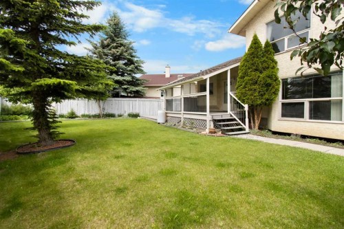 32 Del Rio Place Ne, Calgary, AB - Outdoor