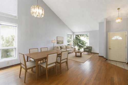 32 Del Rio Place Ne, Calgary, AB - Indoor Photo Showing Dining Room