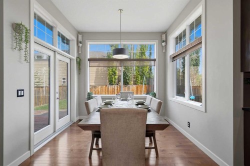 4 Drake Landing Gate, Okotoks, AB - Indoor Photo Showing Dining Room