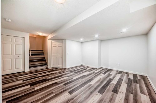 80 Eversyde Way Sw, Calgary, AB - Indoor