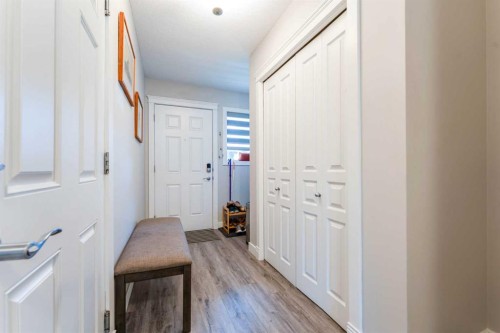 222 Bayside Point Sw, Airdrie, AB - Indoor Photo Showing Other Room