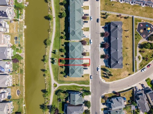 222 Bayside Point Sw, Airdrie, AB - 