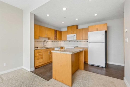 2204-77 Spruce Place Sw, Calgary, AB 