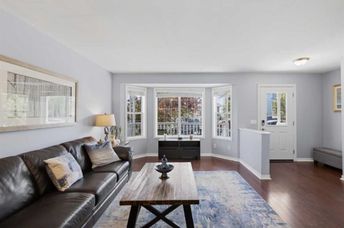 140 Hidden Point Nw, Calgary, AB 