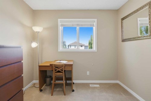 140 Hidden Point Nw, Calgary, AB 