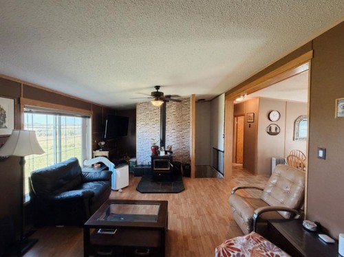 4142 Township Road 290, Rural Mountain View County, AB - Indoor Photo Showing Living Room