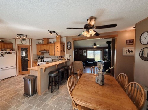 4142 Township Road 290, Rural Mountain View County, AB - Indoor Photo Showing Dining Room