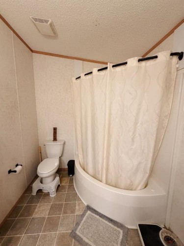 4142 Township Road 290, Rural Mountain View County, AB - Indoor Photo Showing Bathroom
